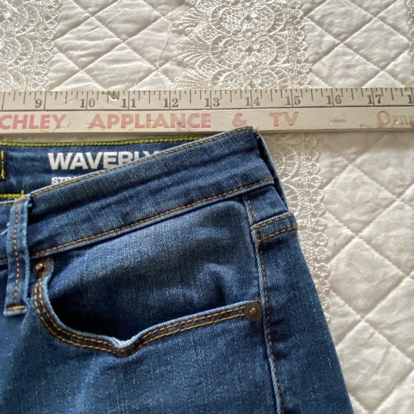 DKNY Waverly Straight Leg High Waisted Jeans Dark Wash Size 6 - Picture 10 of 14